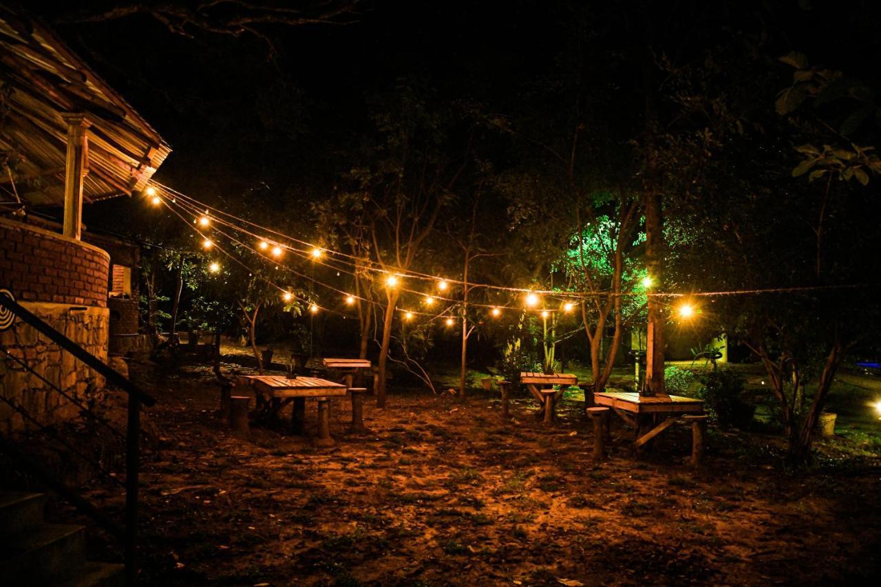 Birds Paradise Inn 우다왈라웨 외부 사진
