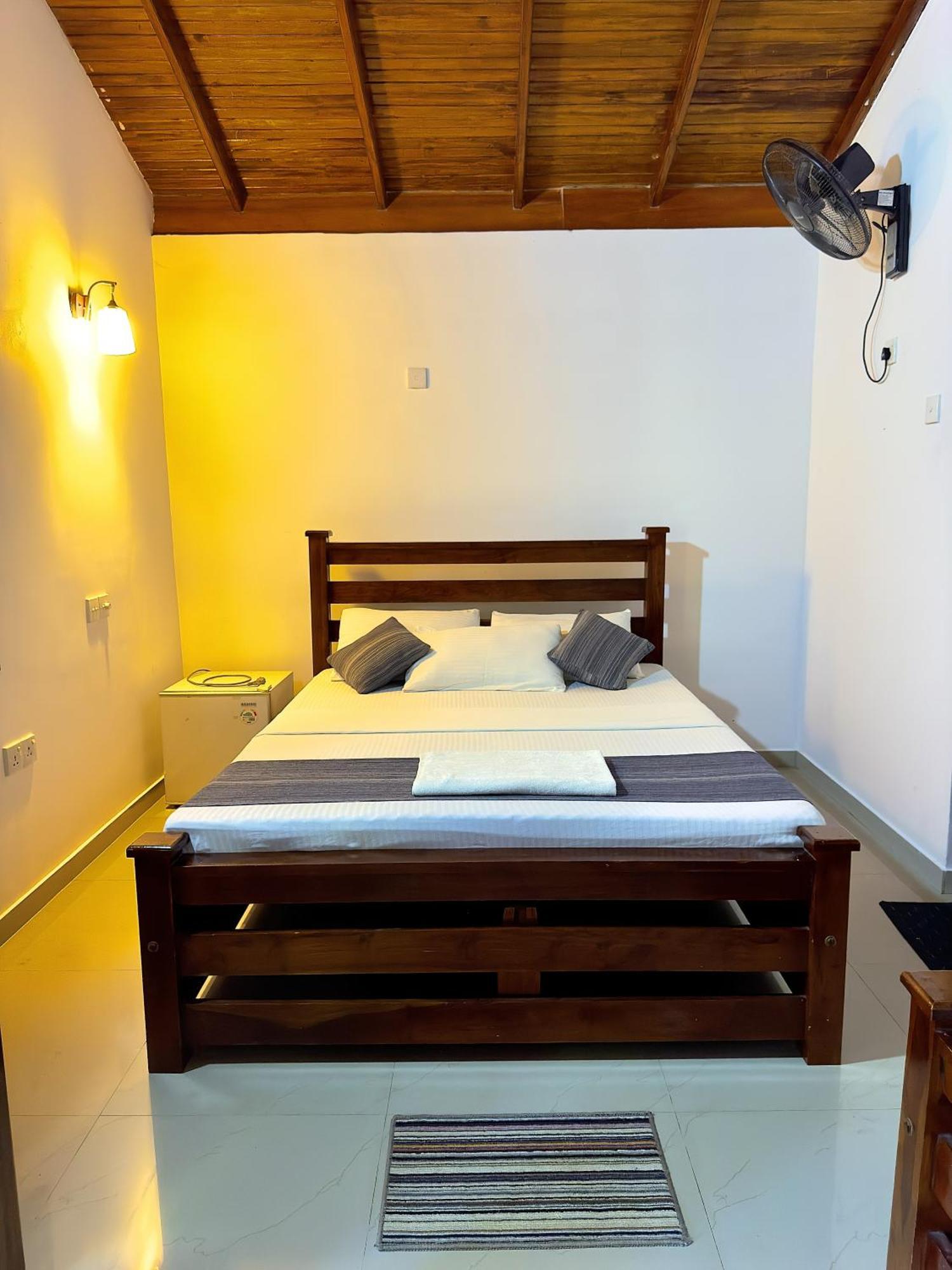 Birds Paradise Inn 우다왈라웨 외부 사진