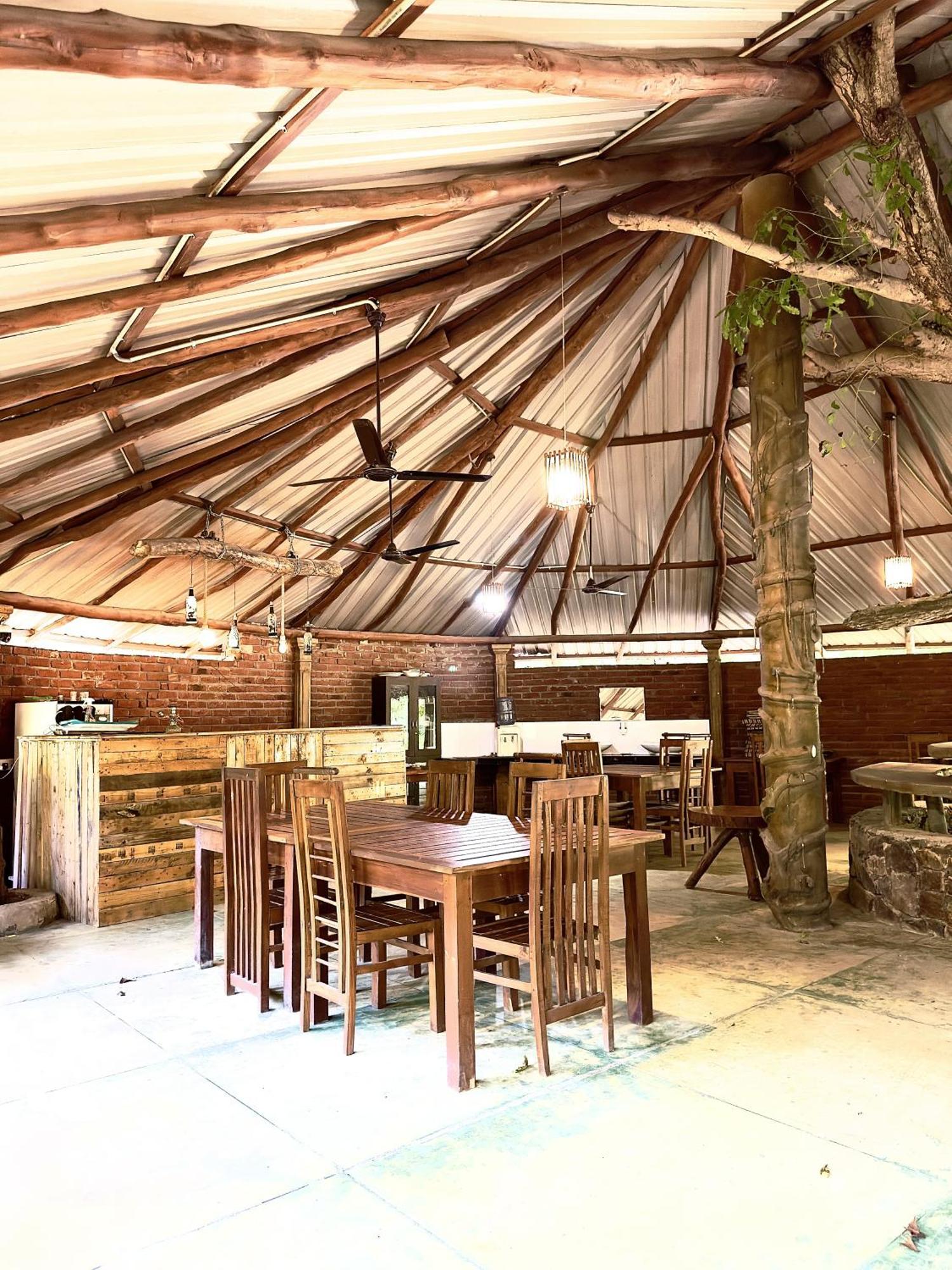 Birds Paradise Inn 우다왈라웨 외부 사진