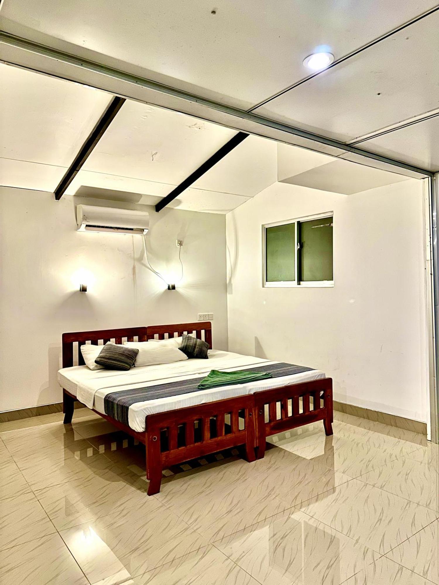 Birds Paradise Inn 우다왈라웨 외부 사진