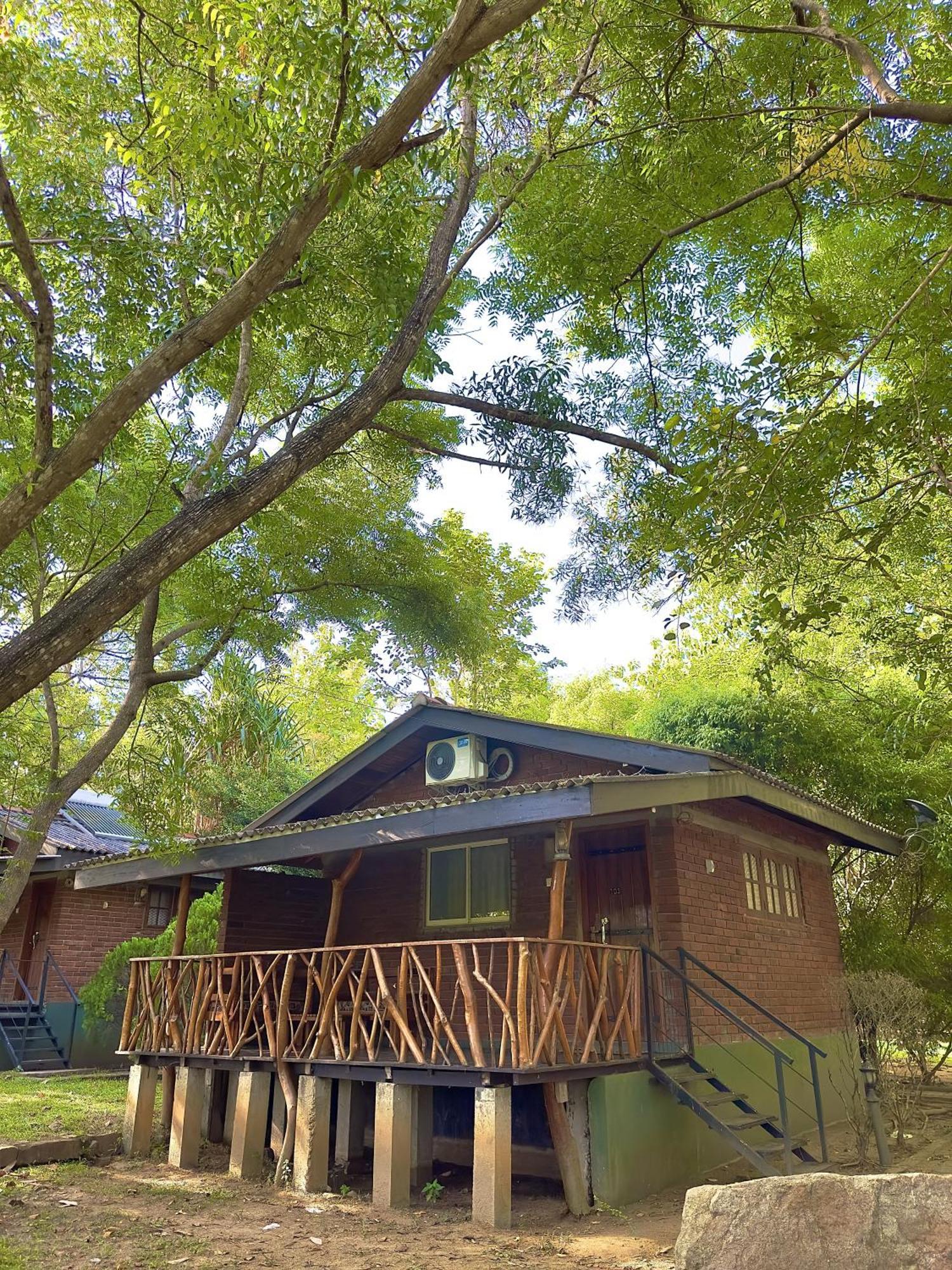 Birds Paradise Inn 우다왈라웨 외부 사진